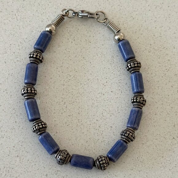 Unisex Metal and Blue Violet Stone Bracelet - Picture 1 of 5